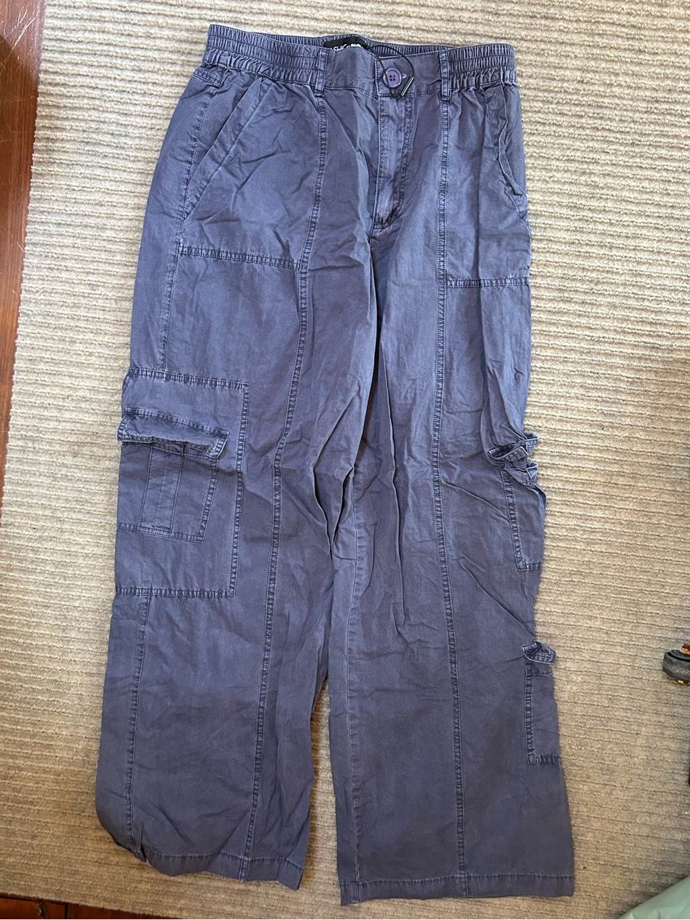 Fashion Nova Woman's Cargo Pants in Blueish Grey
